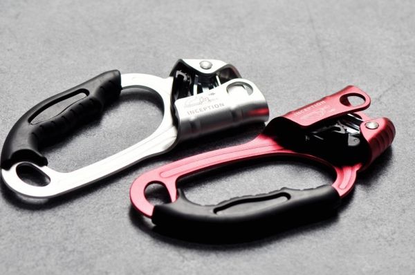  Зажим Guru Inception под правую руку в Симферополе  